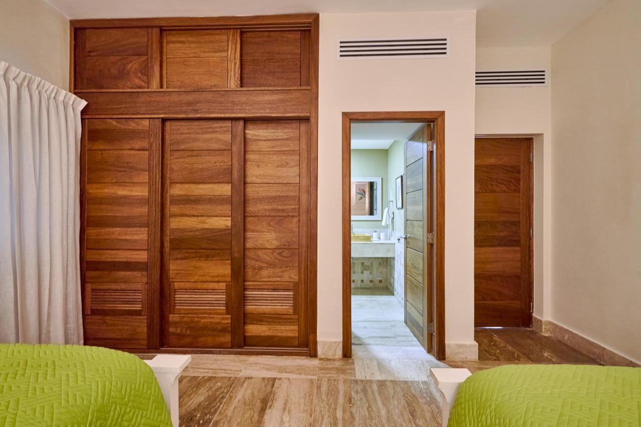 Costa Atlantica Punta Cana - Beach Vacation Condos Ngoại thất bức ảnh