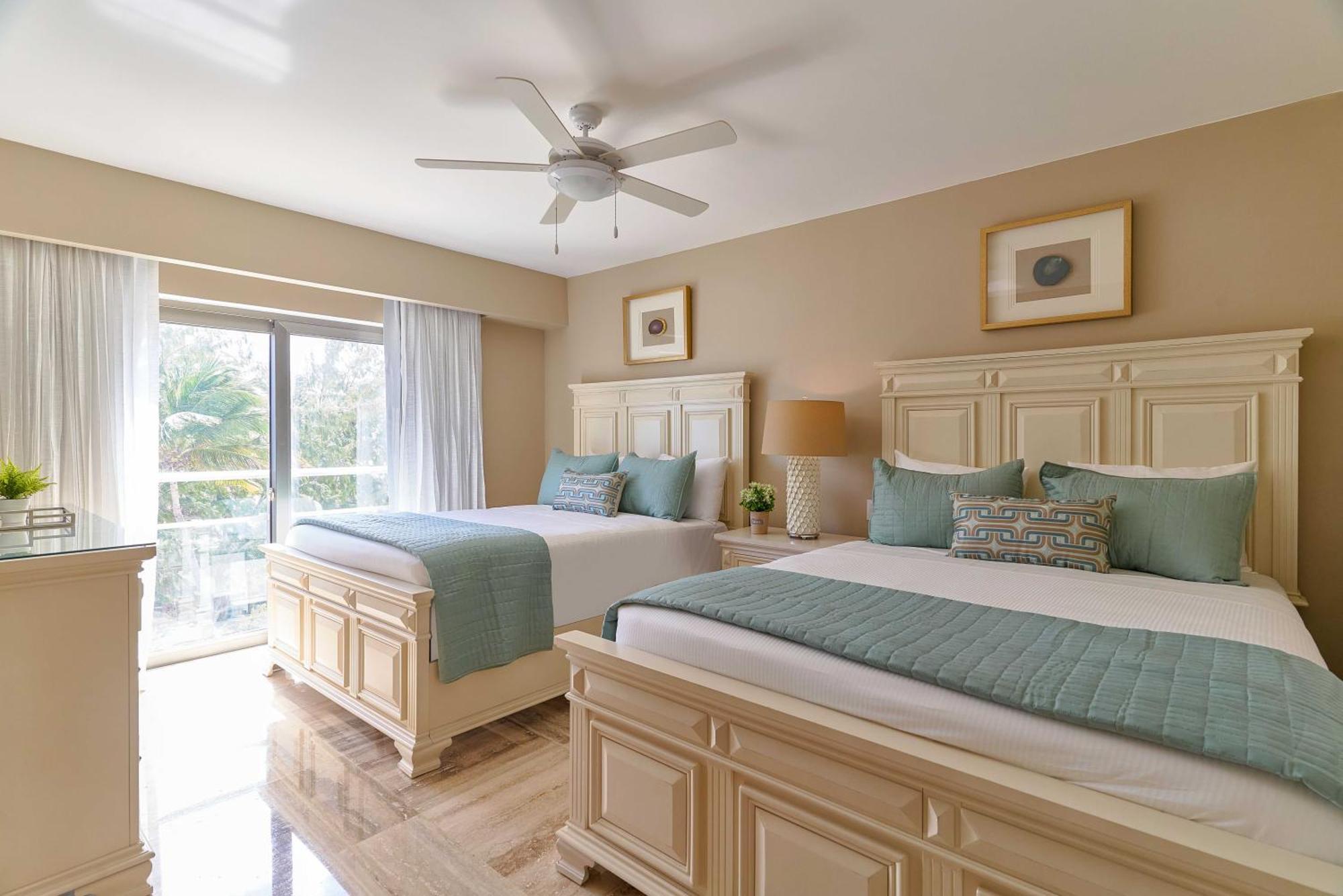 Costa Atlantica Punta Cana - Beach Vacation Condos Ngoại thất bức ảnh