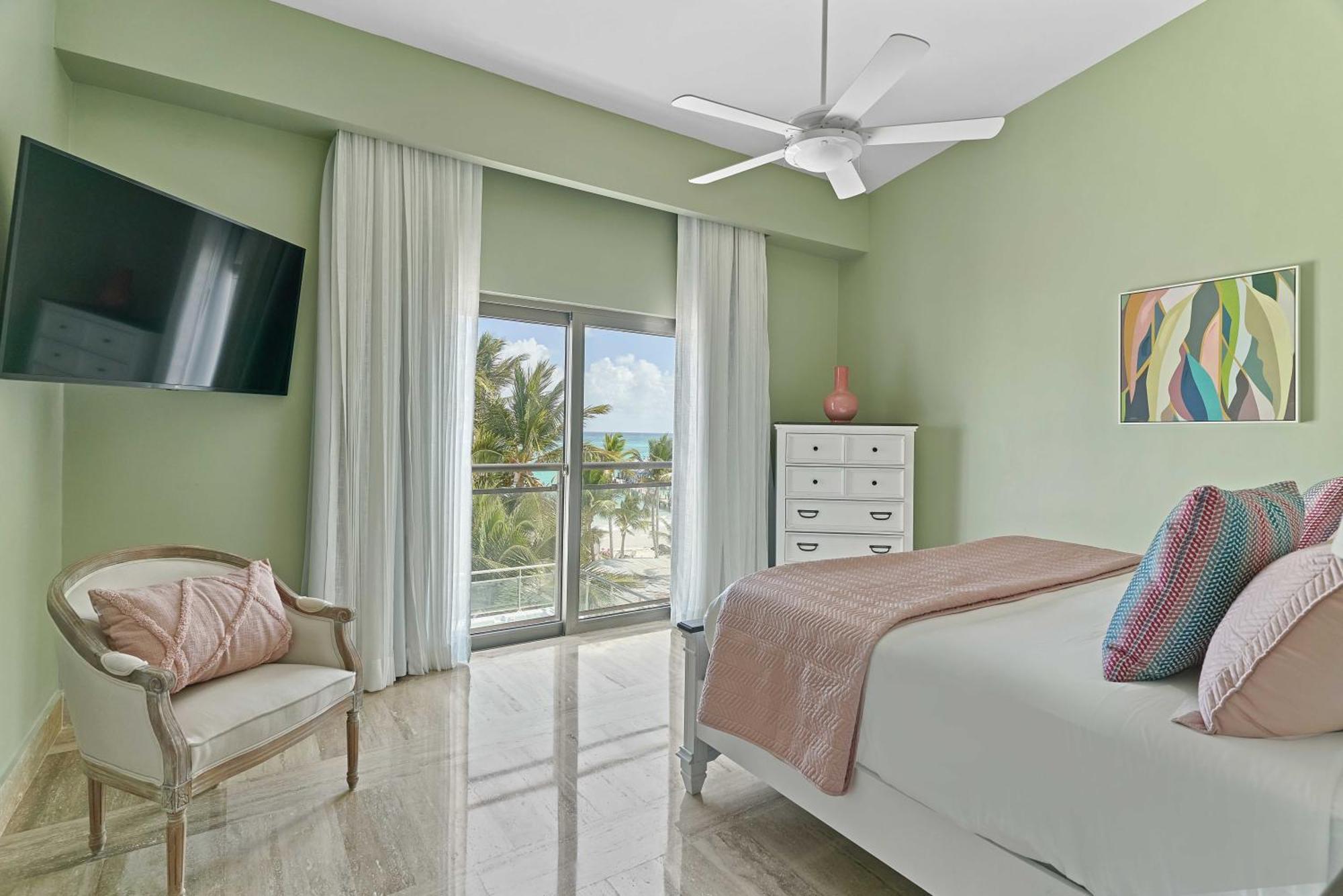 Costa Atlantica Punta Cana - Beach Vacation Condos Ngoại thất bức ảnh