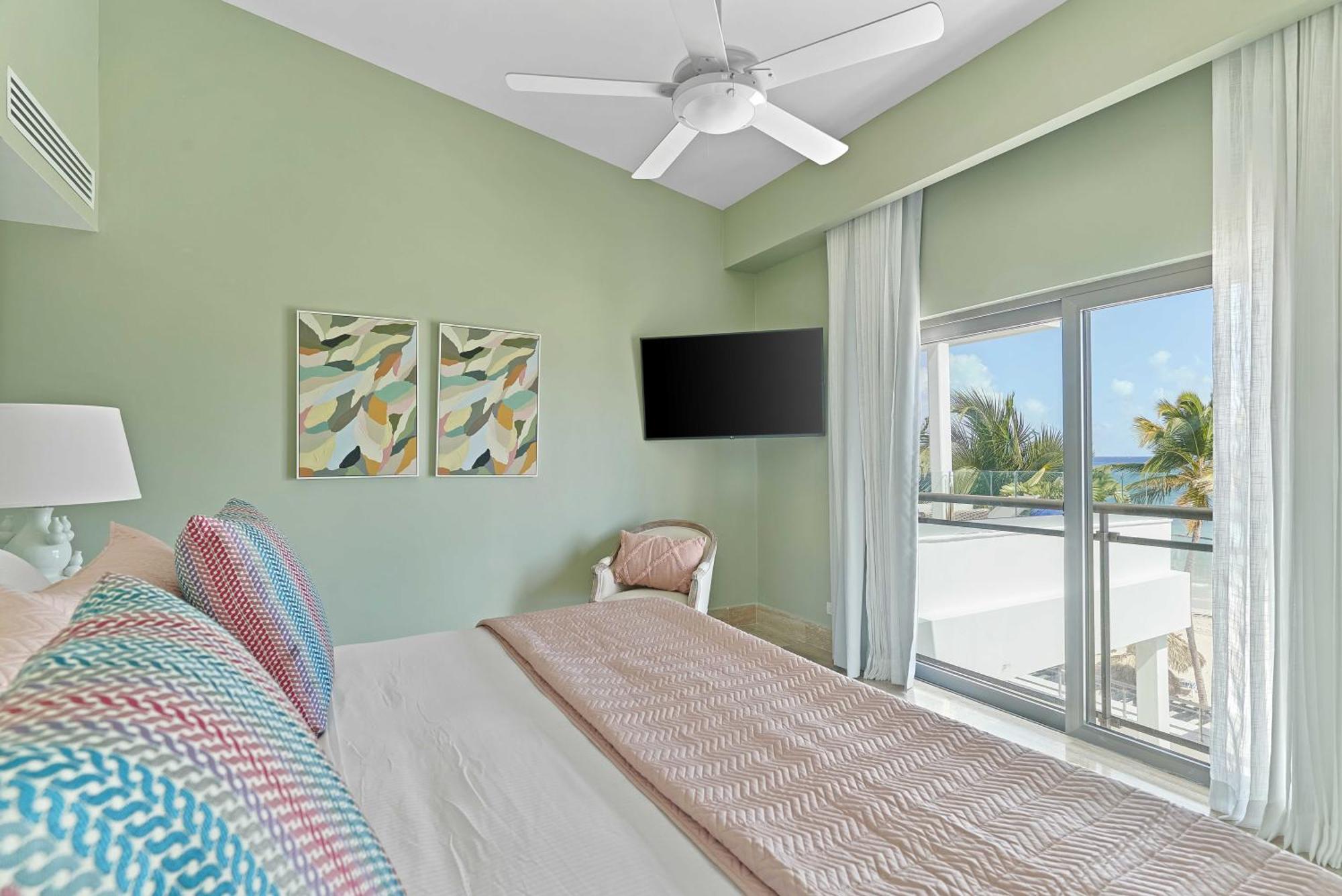 Costa Atlantica Punta Cana - Beach Vacation Condos Ngoại thất bức ảnh